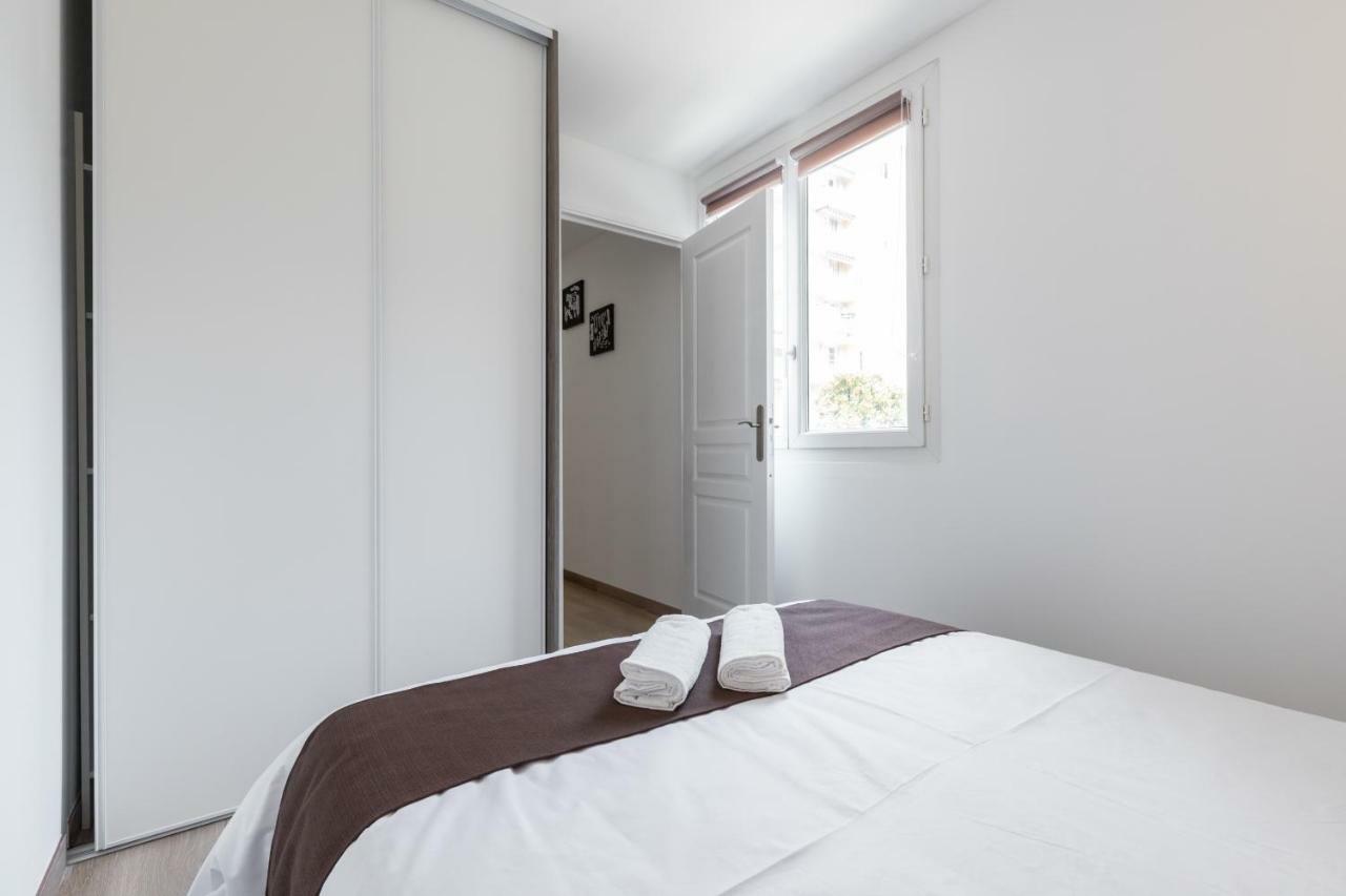 Апартаменты Sleep In Antibes City Center Экстерьер фото